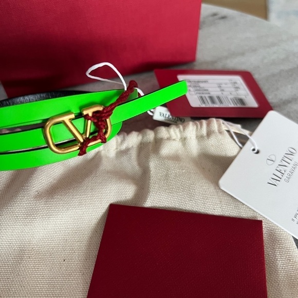 Valentino Garavani Accessories - Valentino Garavani VLOGO skinny belt